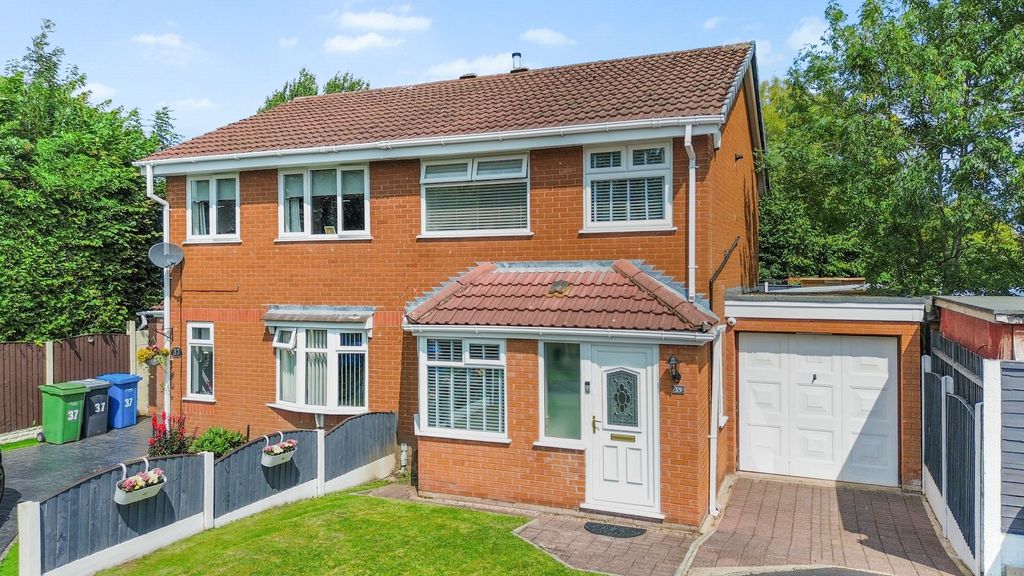 Property photo 1 of 30