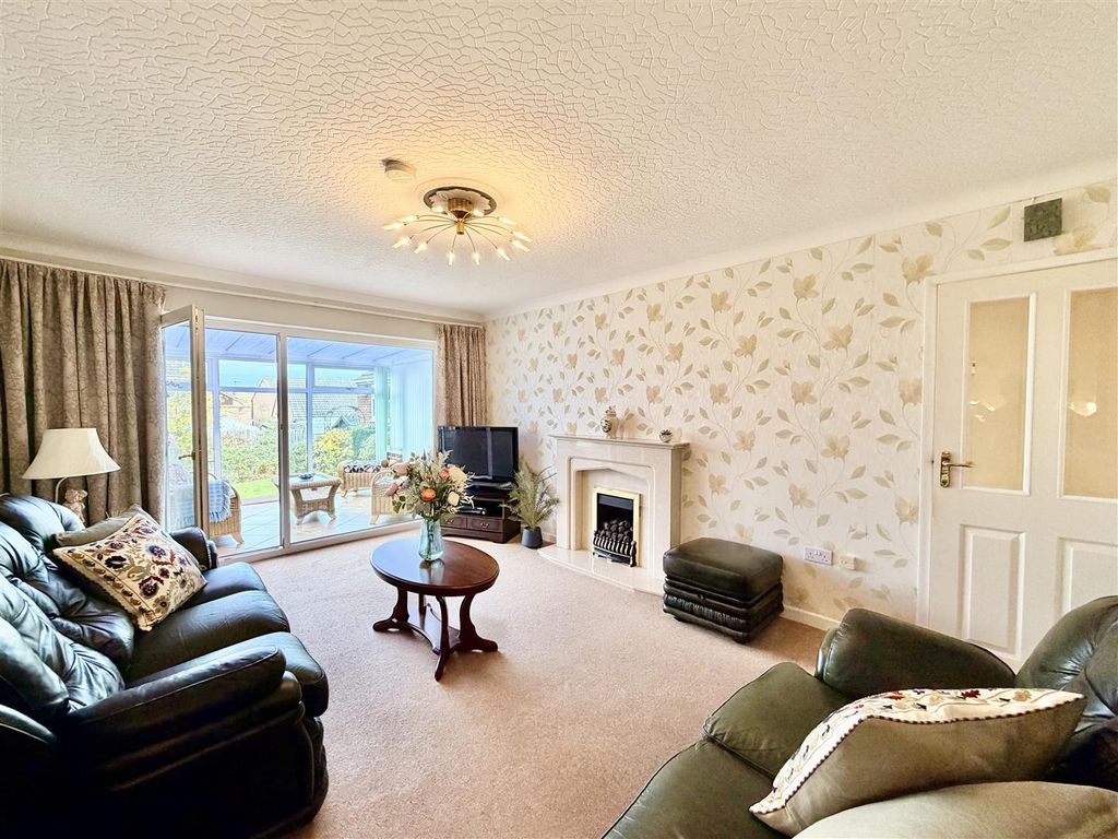 Property photo 3 of 23 3