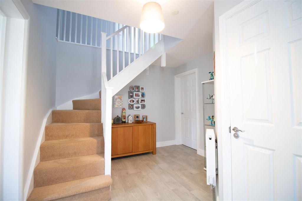 Property photo 2 of 40 Img_5371.Jpg