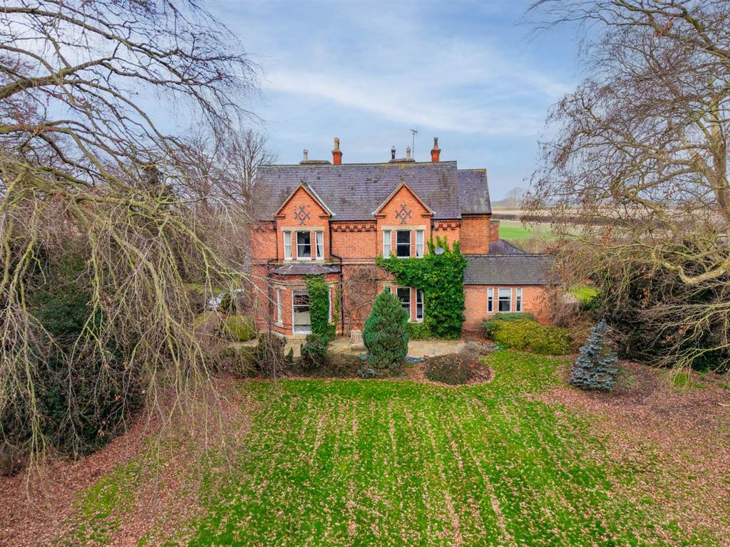 Property photo 2 of 50 The Old Vicarage-27.Jpg