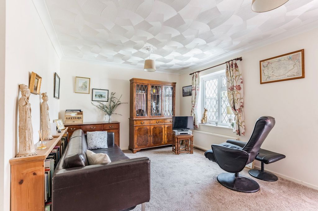 Property photo 3 of 14