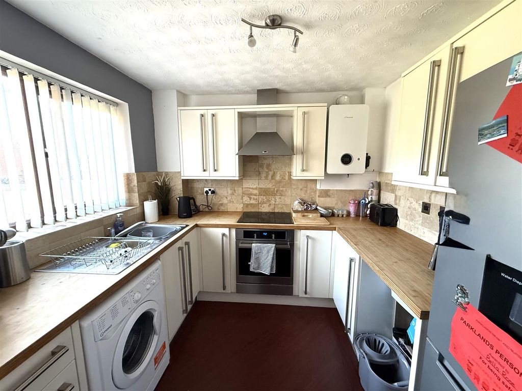 Property photo 2 of 10 Naseby 3.Jpg