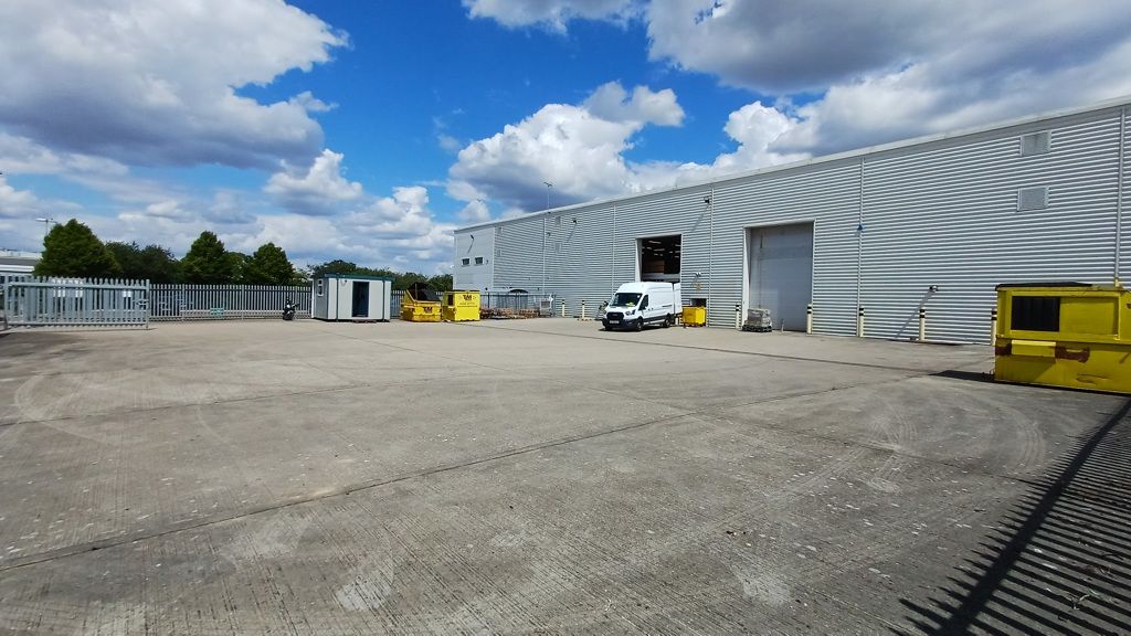 Property photo 1 of 11 Photo 25