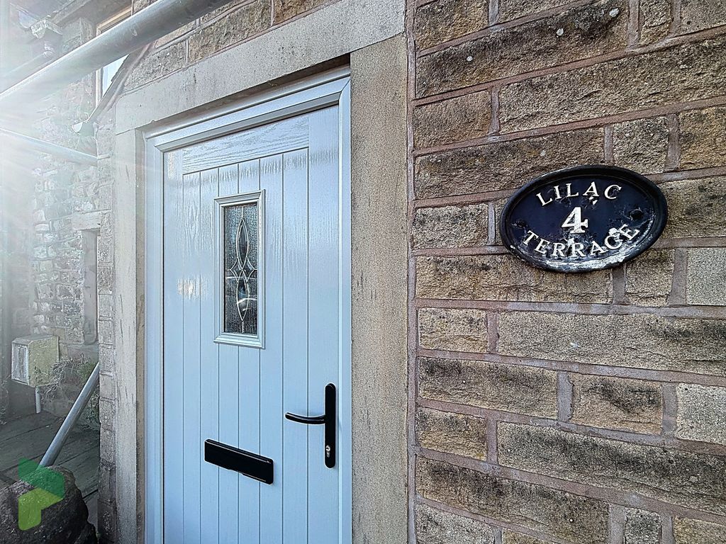 Property photo 2 of 11 Front Ellevation