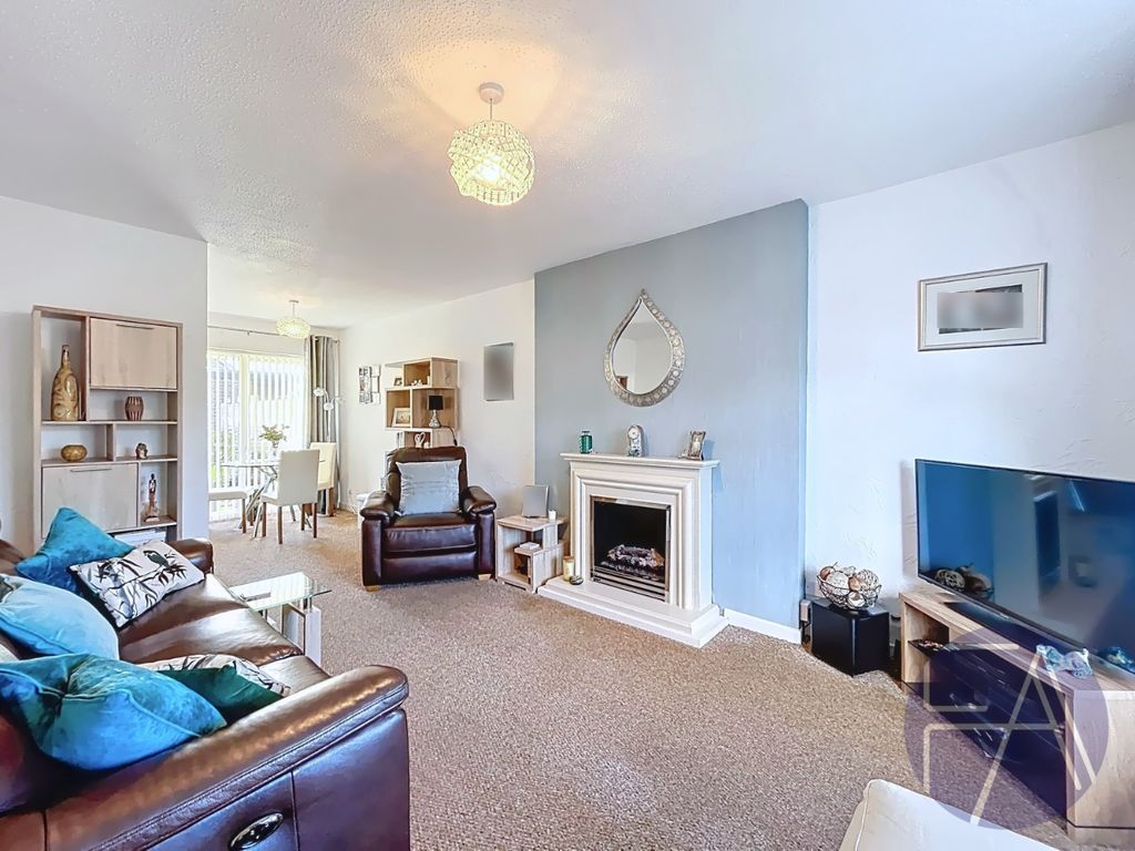 Property photo 2 of 16 4615091