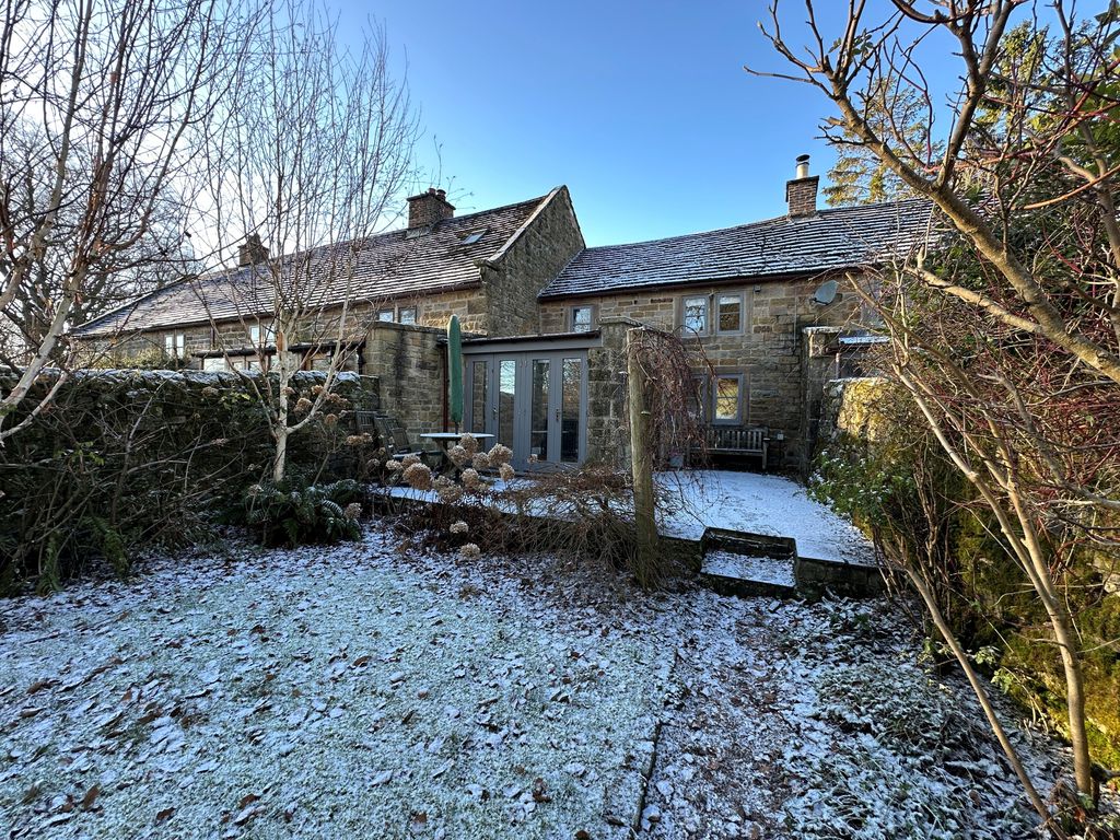 Property photo 1 of 15 Front