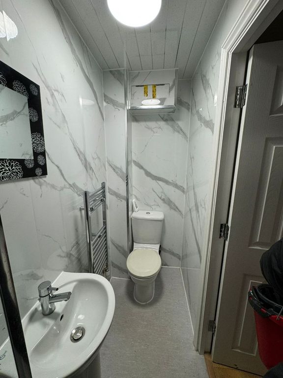 Additional image 6 of Room to rentSingle Room, The Rookery, Grays RM20