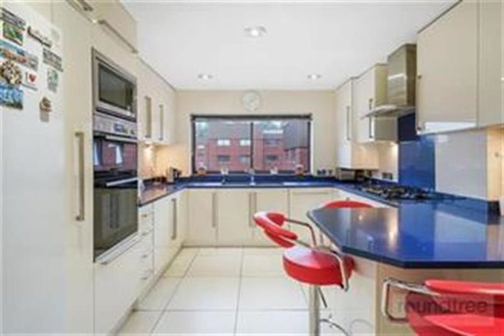 Property photo 1 of 16 (Main)