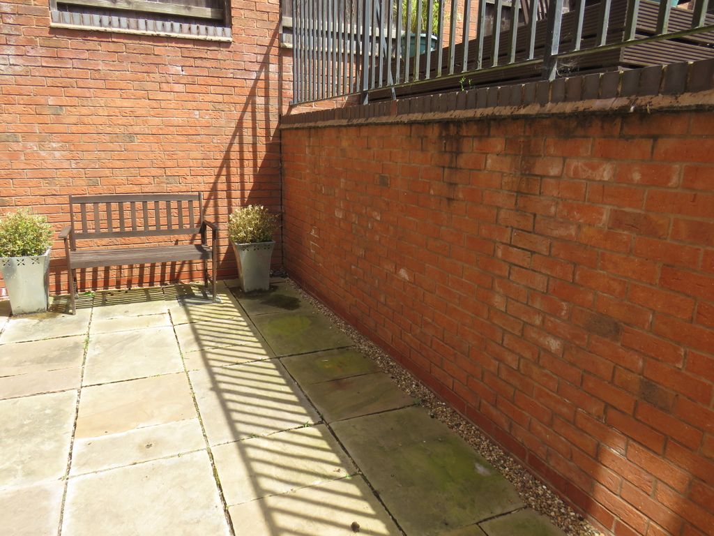 Property photo 3 of 9