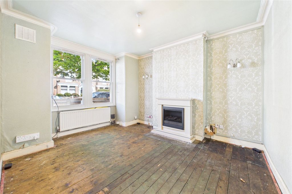 Property photo 2 of 13 Picture No. 02