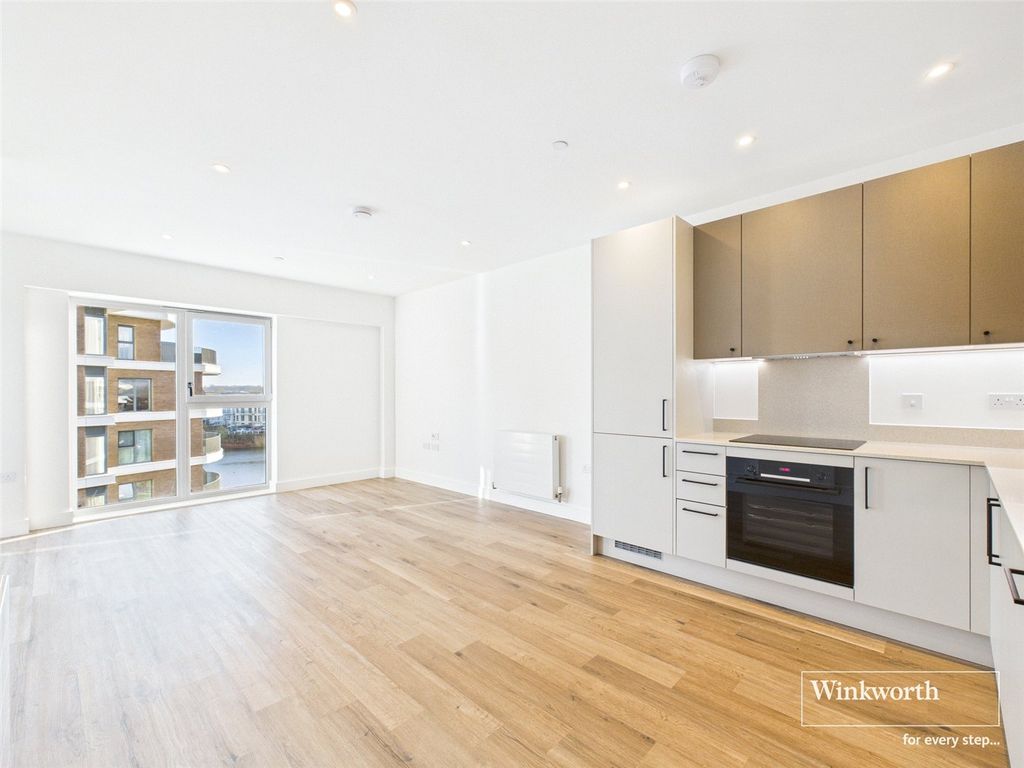 Property photo 3 of 17 Picture No. 15