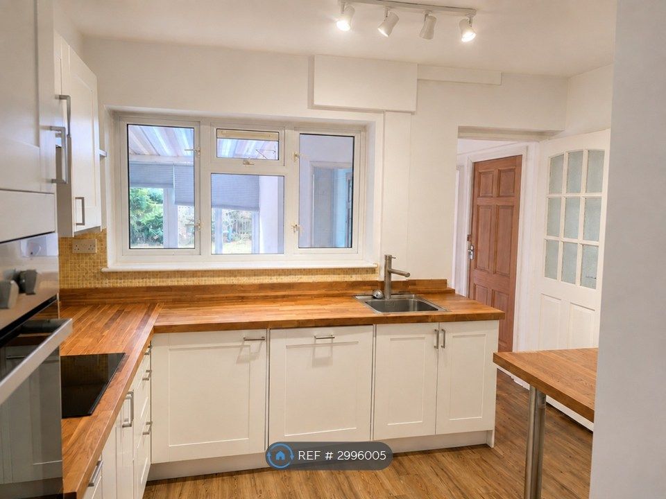 Property photo 1 of 14 Kitchen