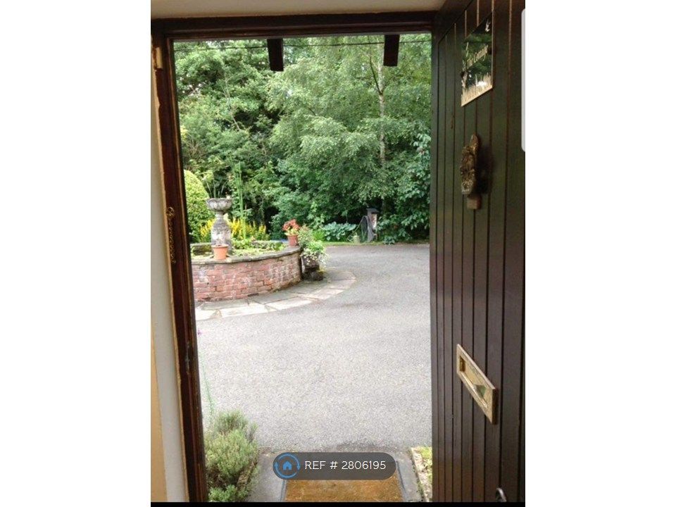 Property photo 2 of 10 Garden With Off-Road Parking For 2 Vehicles