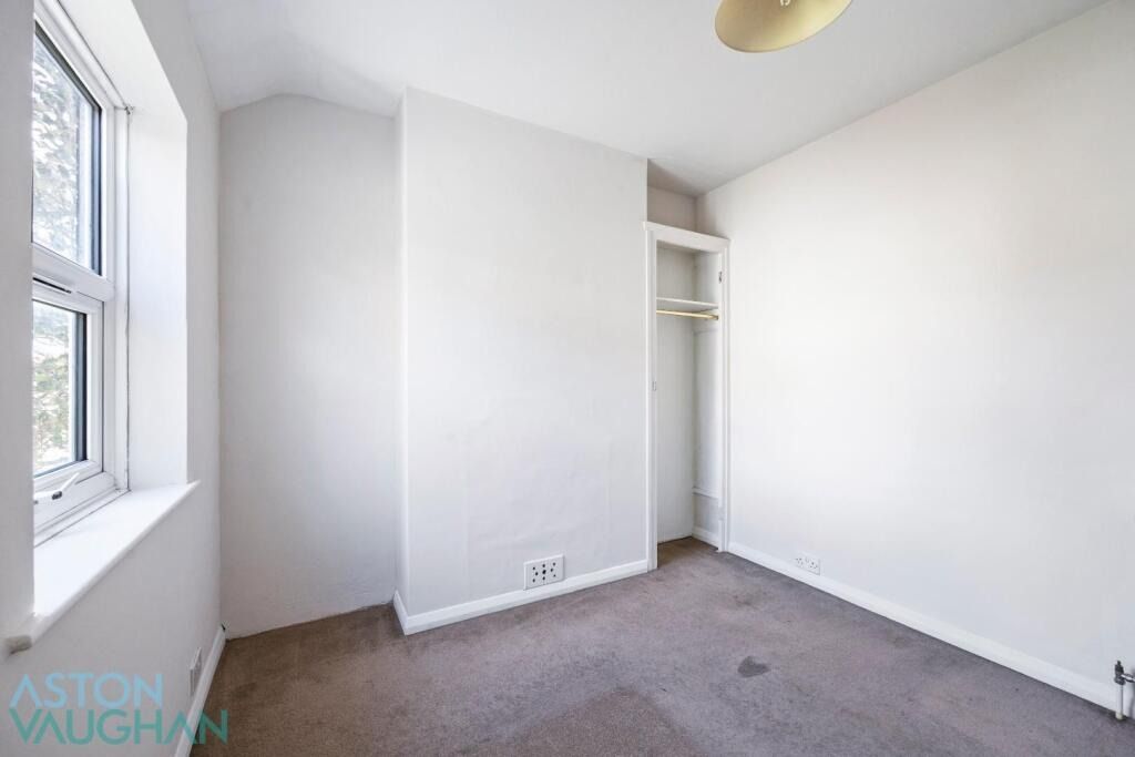 Property photo 3 of 21 4549393