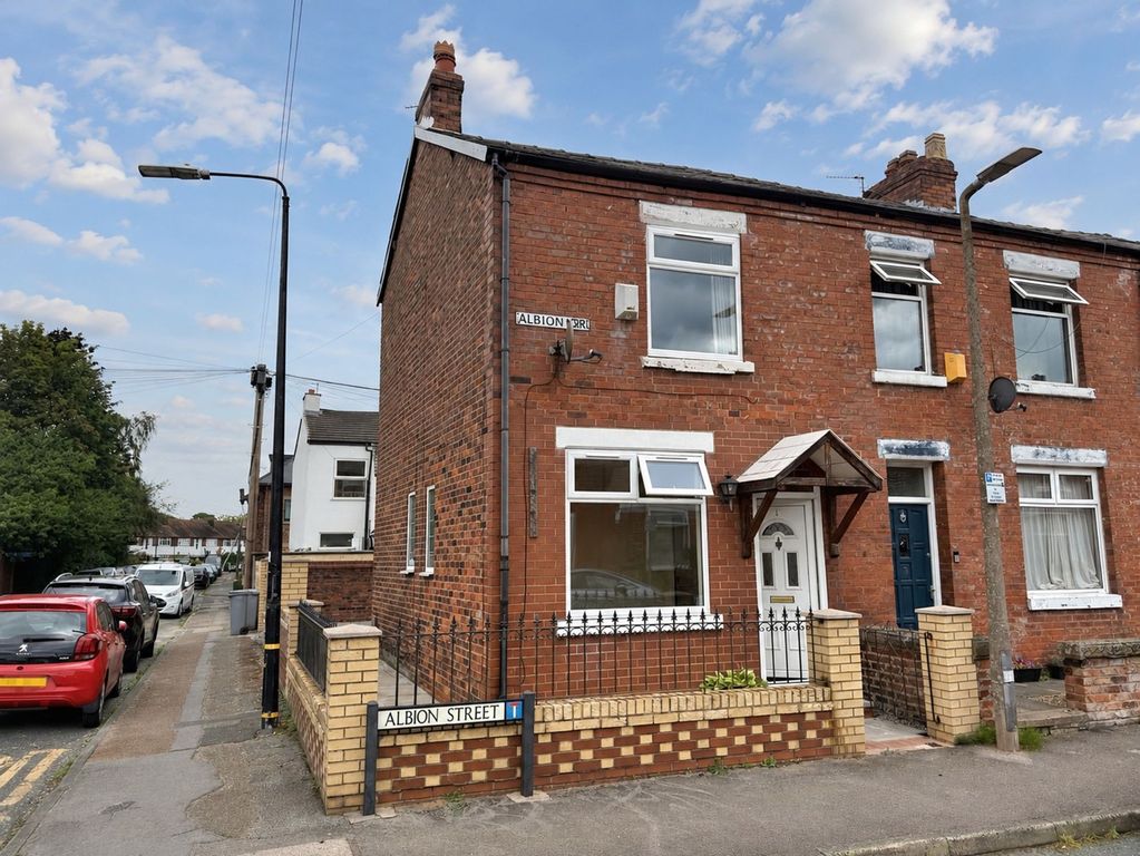 Property photo 1 of 17