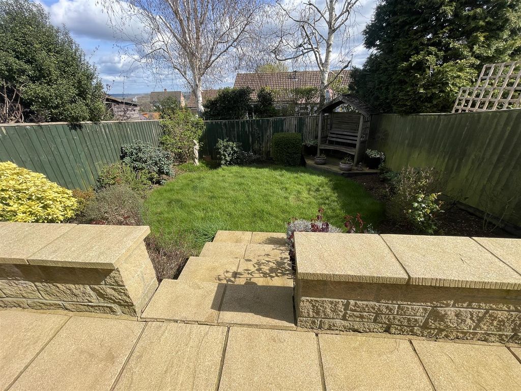 Property photo 3 of 10