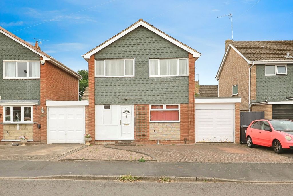 Property photo 1 of 17 Photo