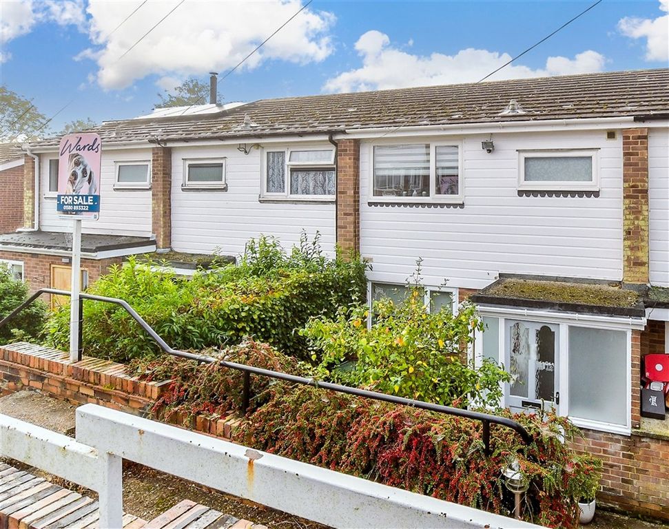 Property photo 3 of 9 Front Web