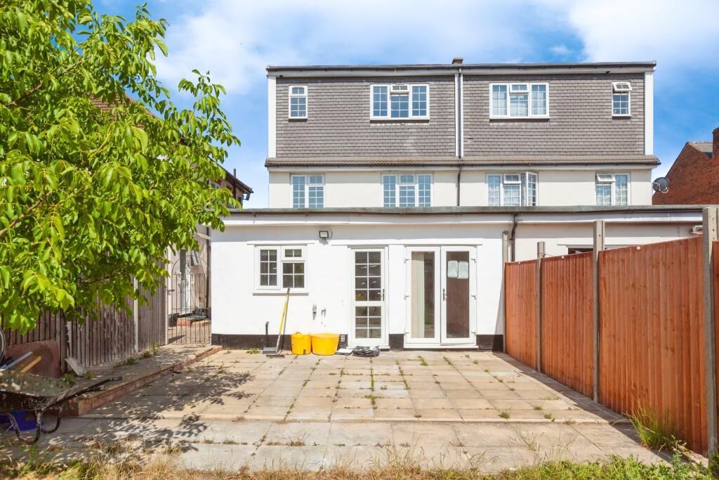 Property photo 3 of 16