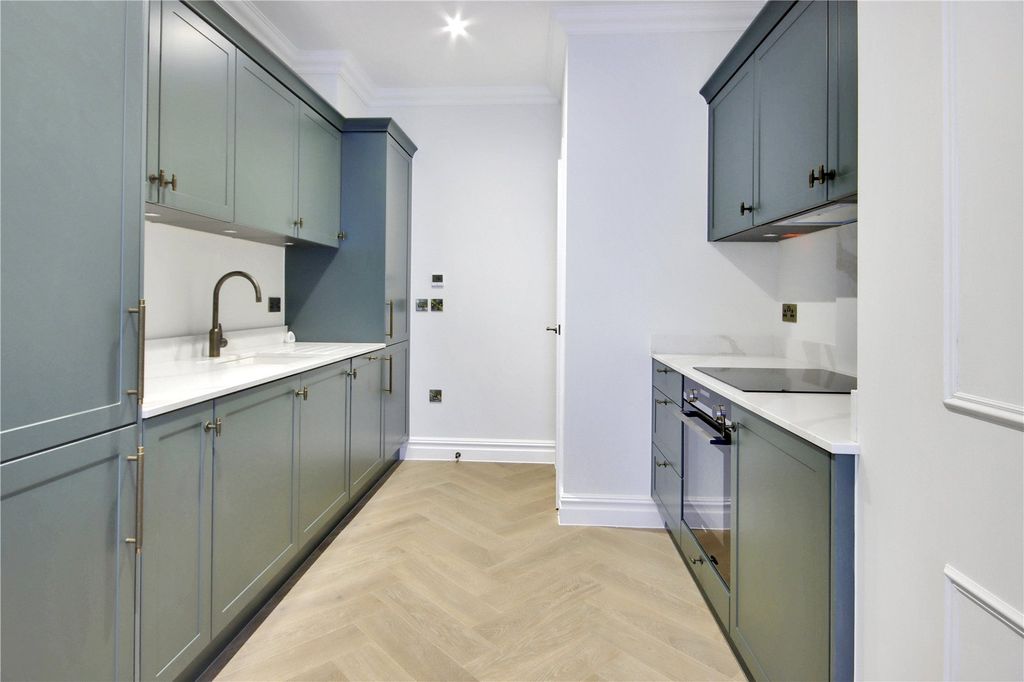Property photo 3 of 11 Apt 2 Kitchen