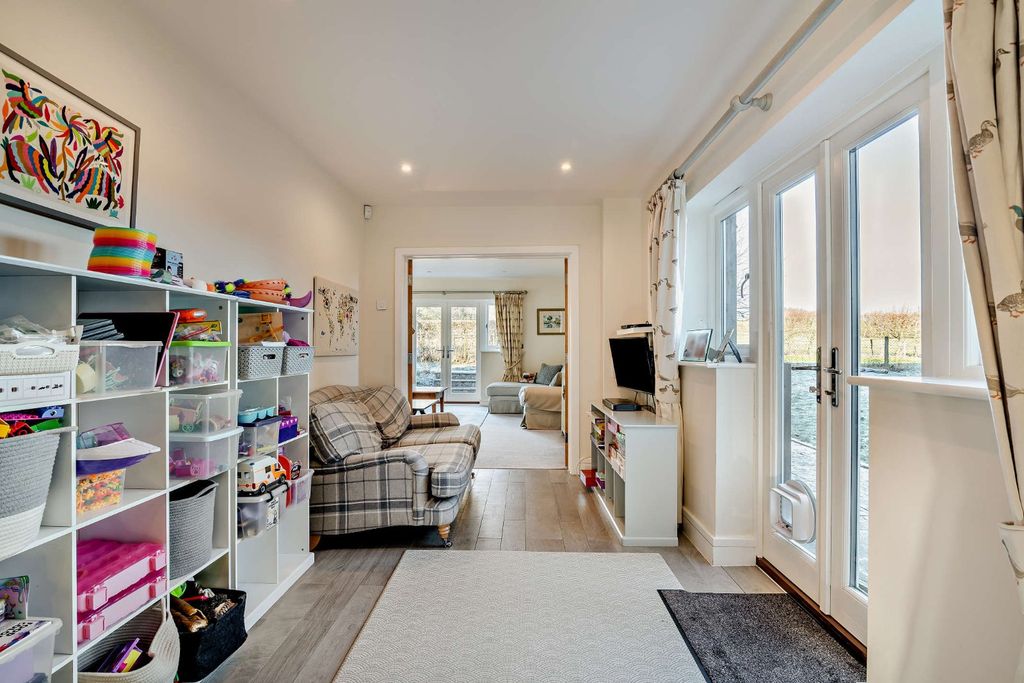 Property photo 3 of 17 Family Area