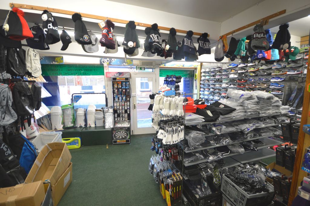 Property photo 3 of 16 Shop 3.Jpg