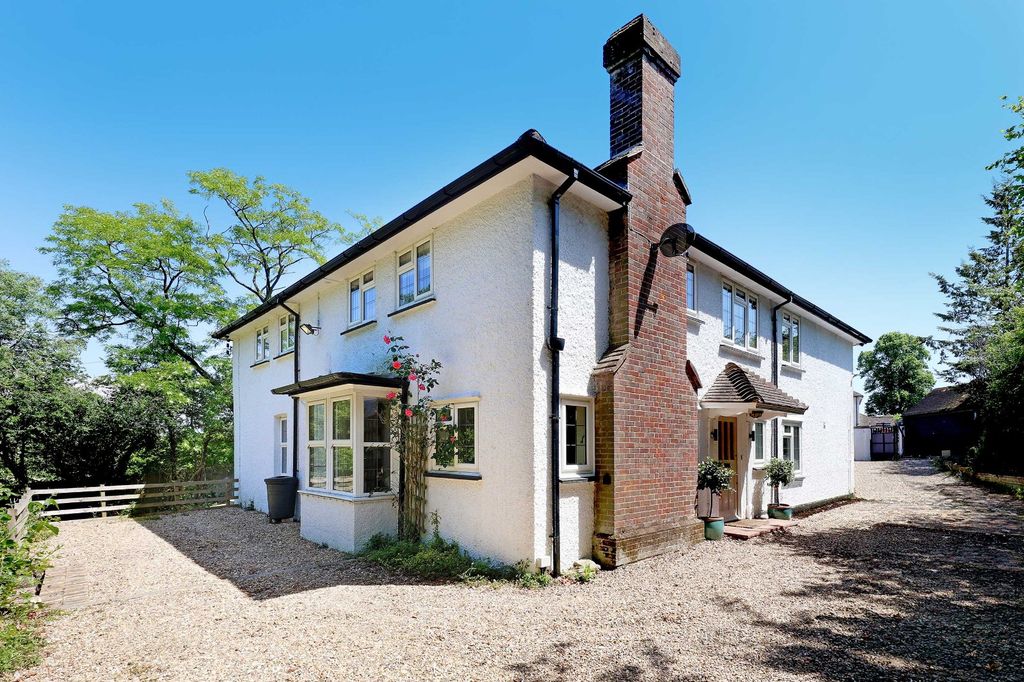 Property photo 1 of 22 Picture No. 05