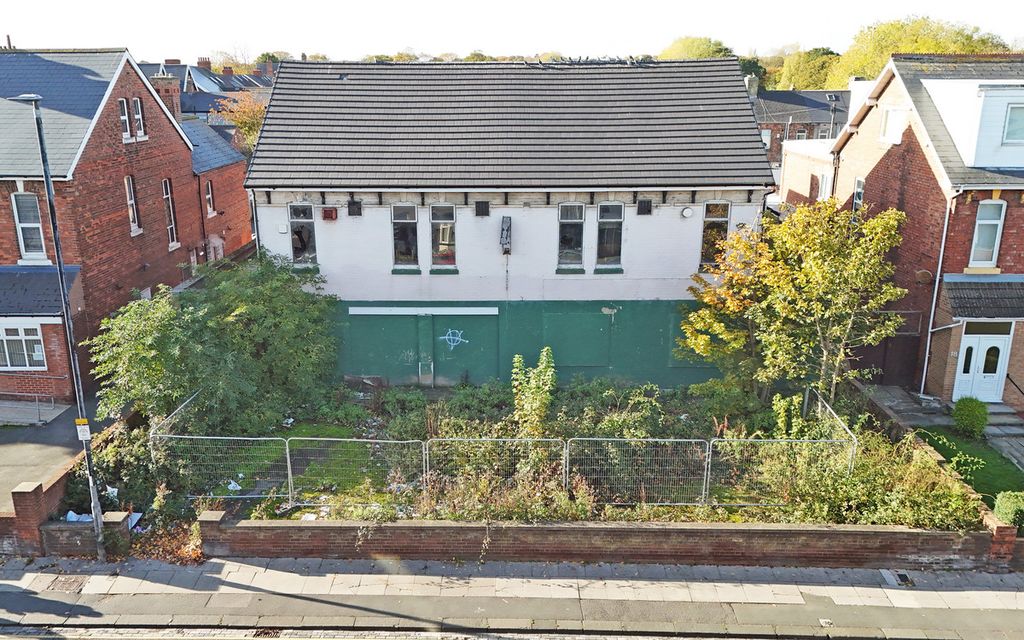 Property photo 1 of 14