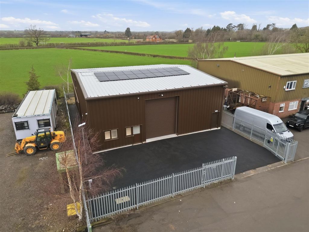 Property photo 2 of 19 002_Unit 1A The Halt 2105.Jpg