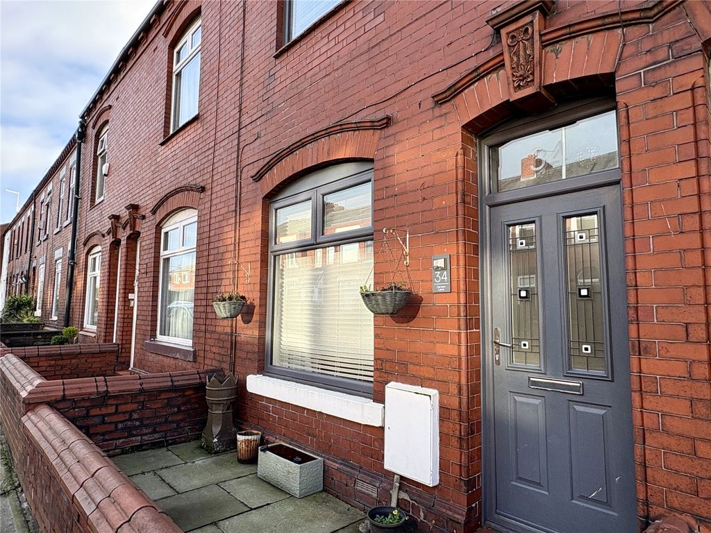 Property photo 2 of 13 Front External