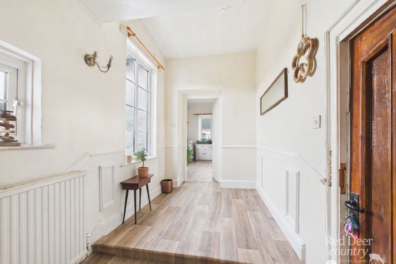 Property photo 2 of 10 Hall