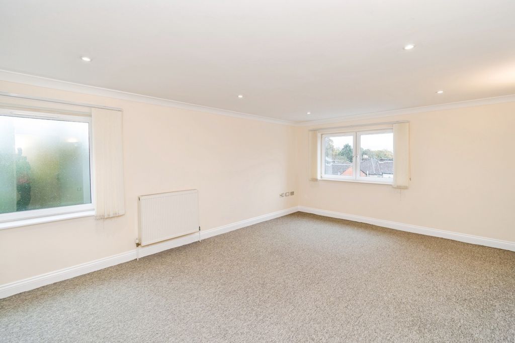 Property photo 2 of 13 Photo