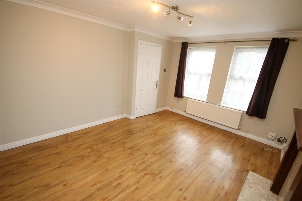 Property photo 3 of 18 Img_5283.Jpg