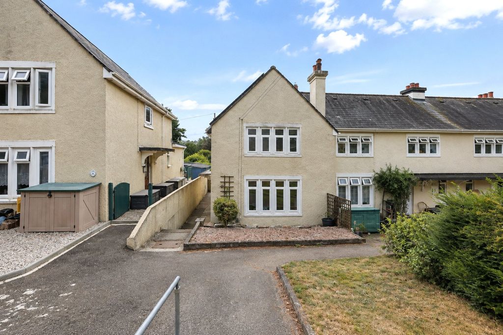 Property photo 1 of 12 Picture No. 32