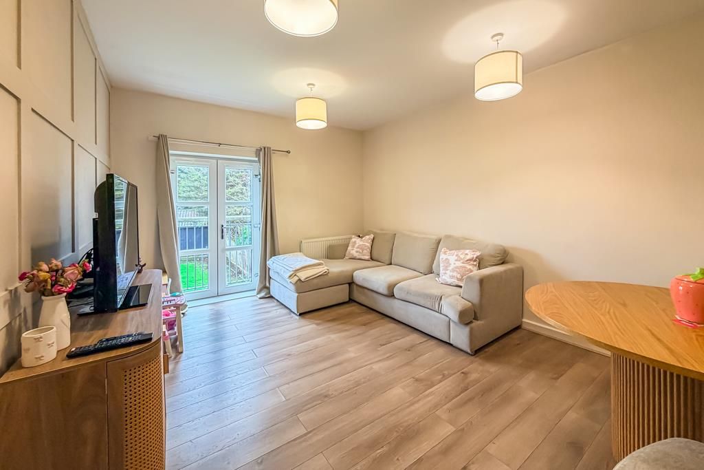 Property photo 2 of 14 Lounge/Diner