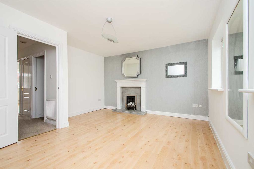 Property photo 2 of 26 Photo 15