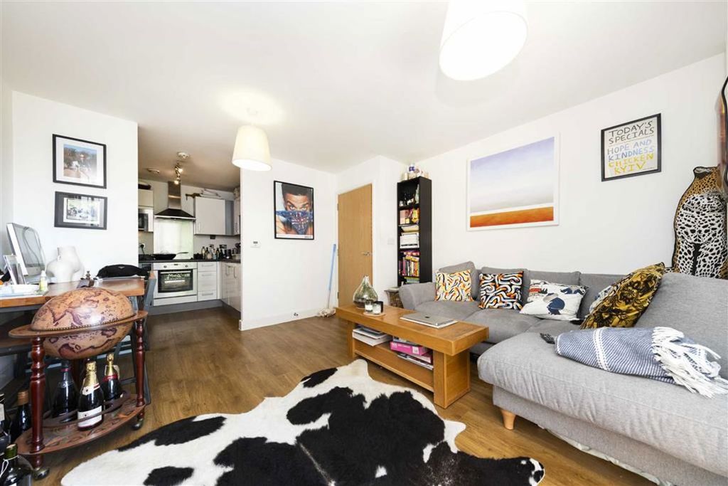 Property photo 3 of 6