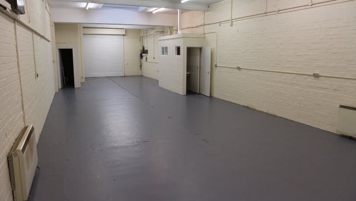 Property photo 2 of 7 Milford Road Trading Estate Unit 51 Interior 1.Jpg