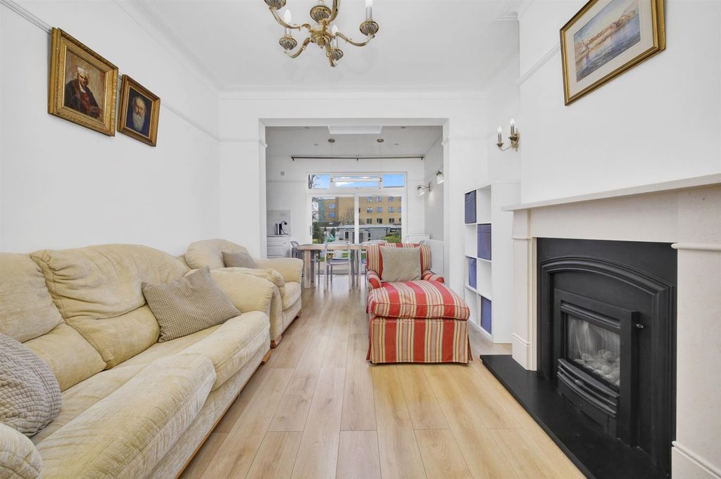 Property photo 1 of 48 Photo 21-12-2023, 15 41 53.Edi.Jpg