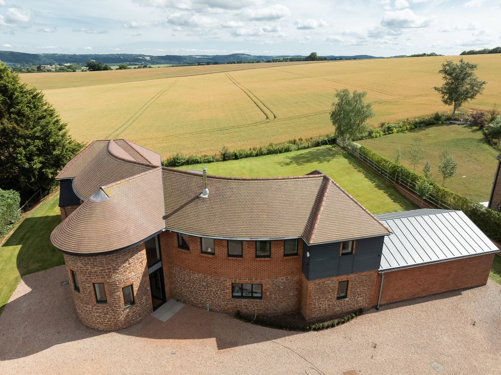 Property photo 3 of 44 Picture No. 56