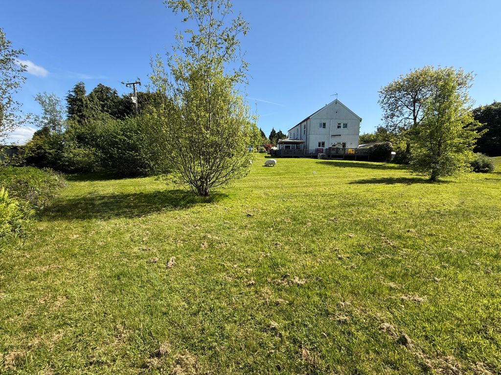 Property photo 3 of 69