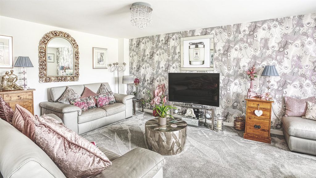 Additional image 7 of 5 bed detached house for saleBrettingham Drive, Kedleston Grange, Allestree DE22