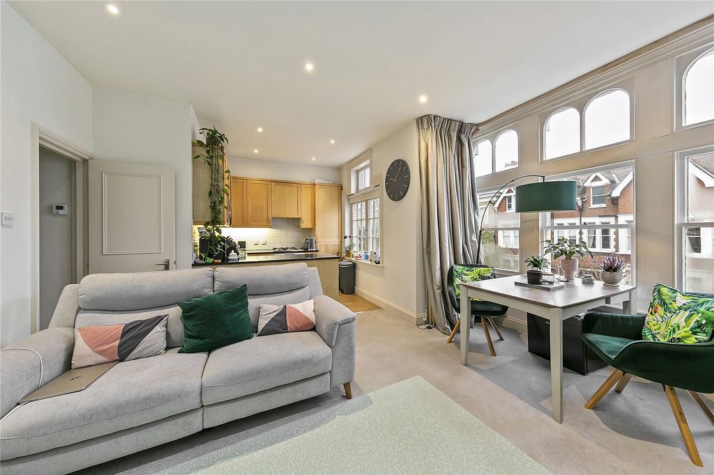 Property photo 3 of 11 Picture No. 06