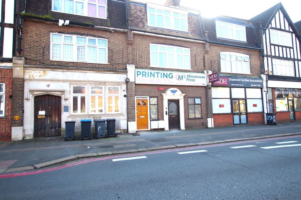 Property photo 1 of 6