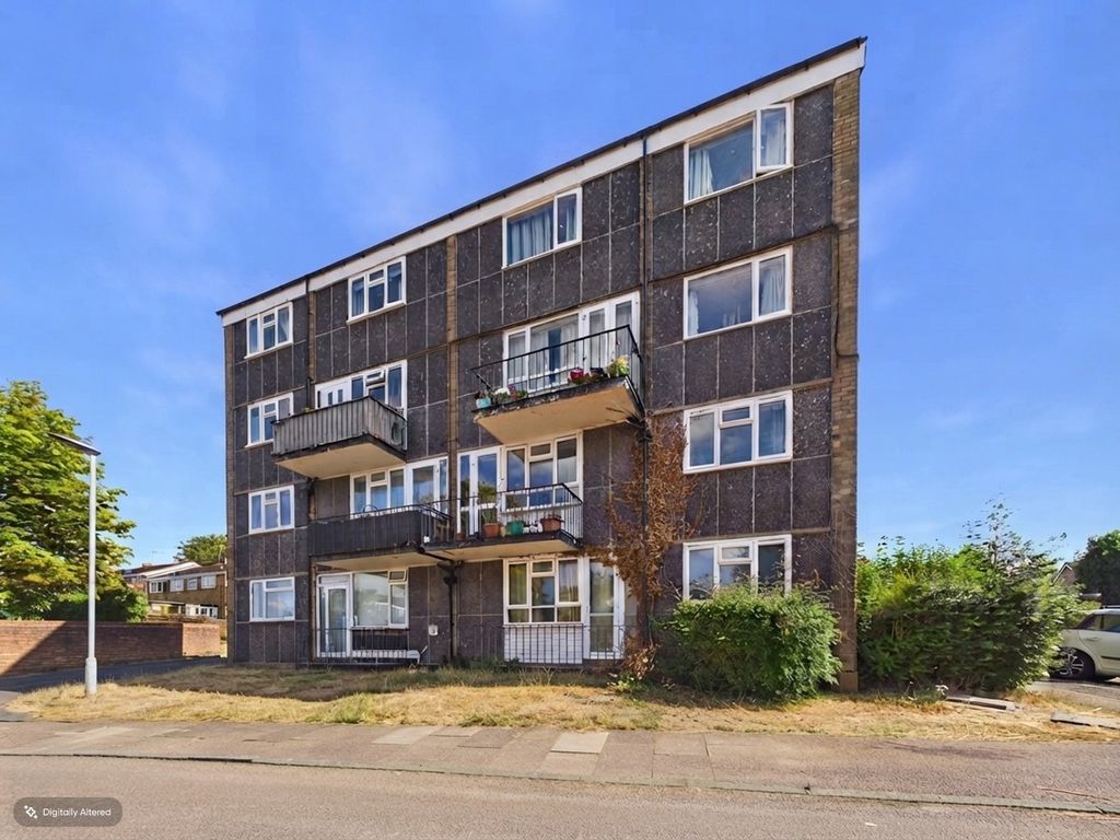 Property photo 1 of 9 1013690
