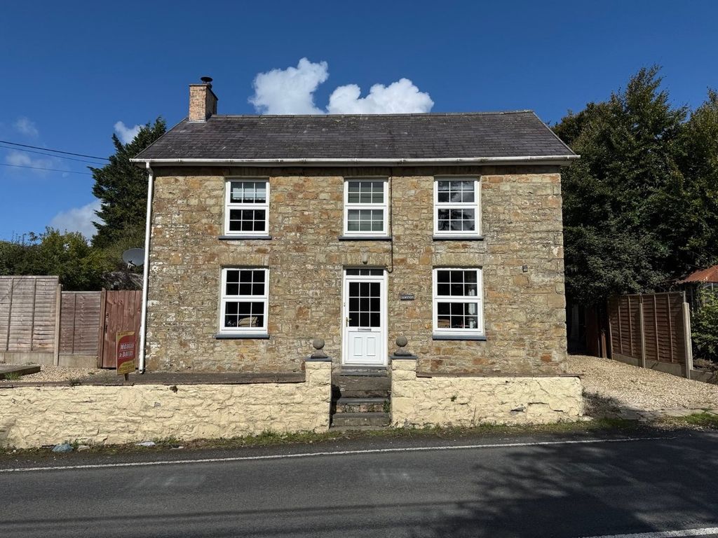 Property photo 1 of 39