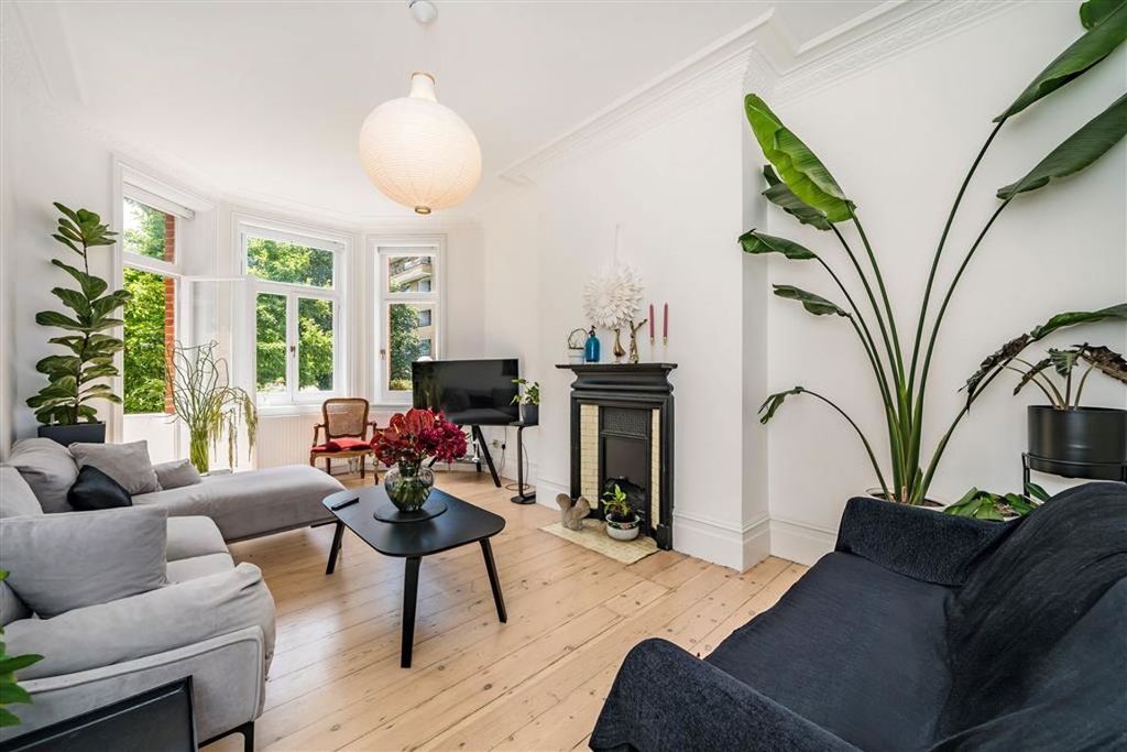 Property photo 2 of 7