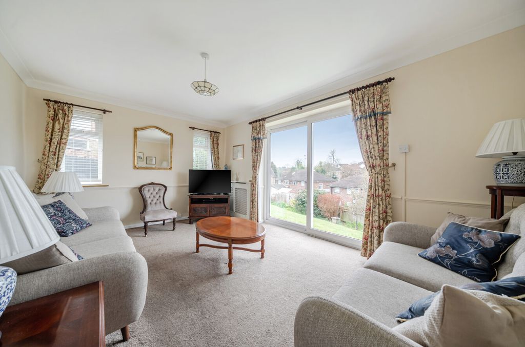 Property photo 2 of 12 1437123-10-69Ccdd...