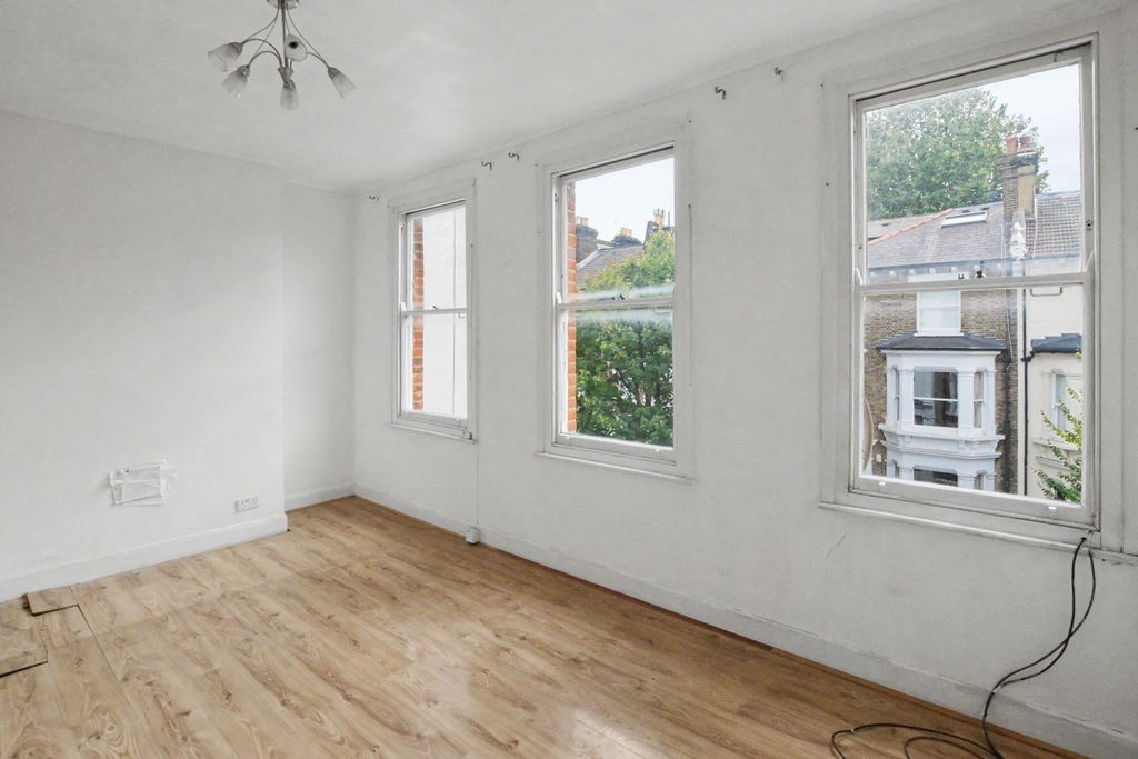 Property photo 2 of 9 222c Blythe Road, London W14 0Hh