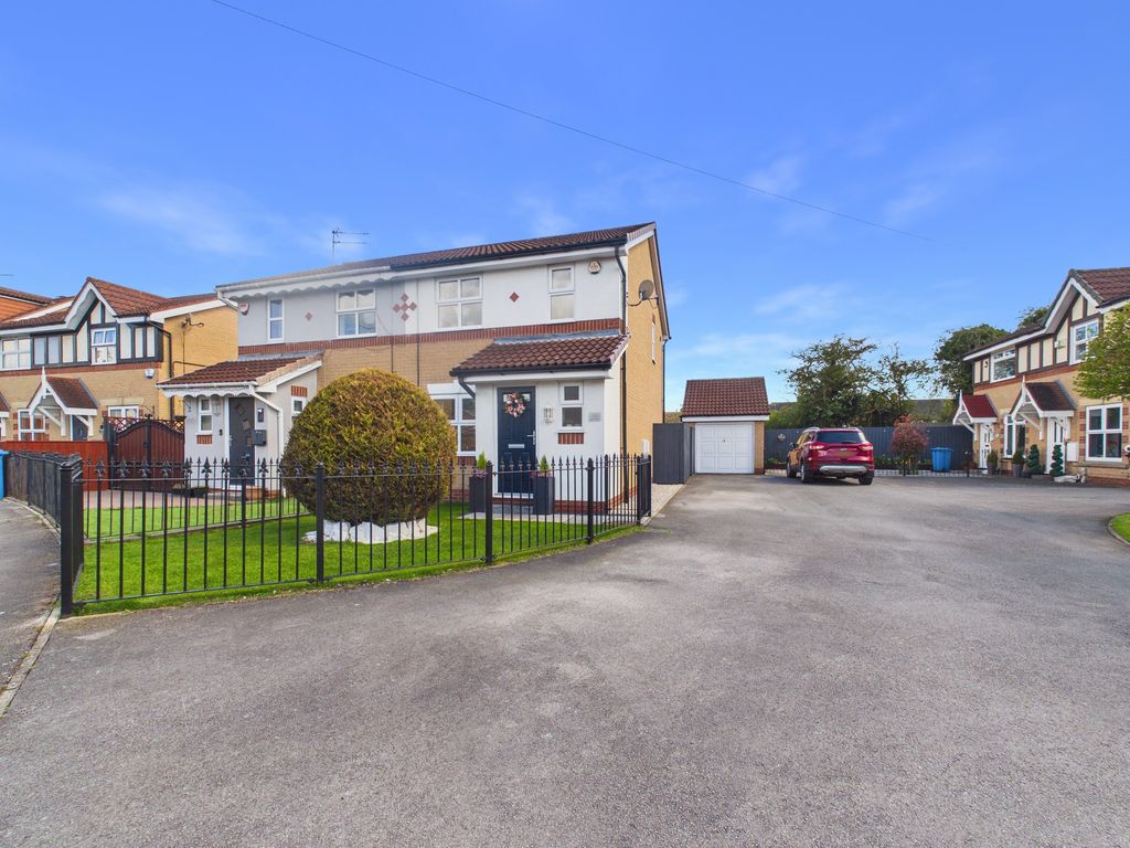 Property photo 2 of 20